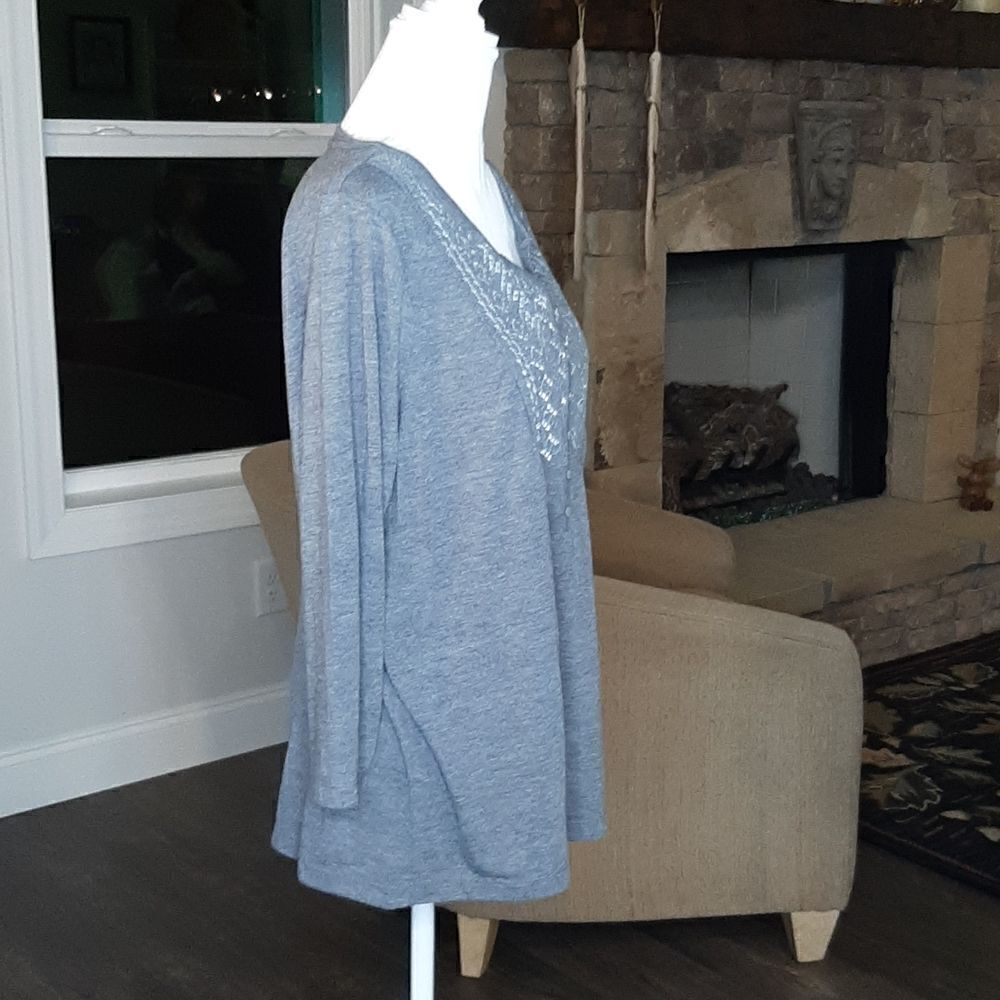 Croft & Barrow Gray Shirt - Picture 2 of 7